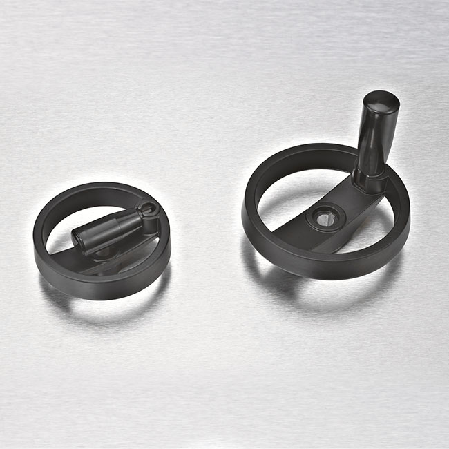 Roda de mão com alça dobrada para a máquina